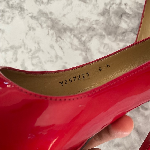 Stuart Weitzman Platswoon Red Patent Leather Pumps - Picture 9 of 11